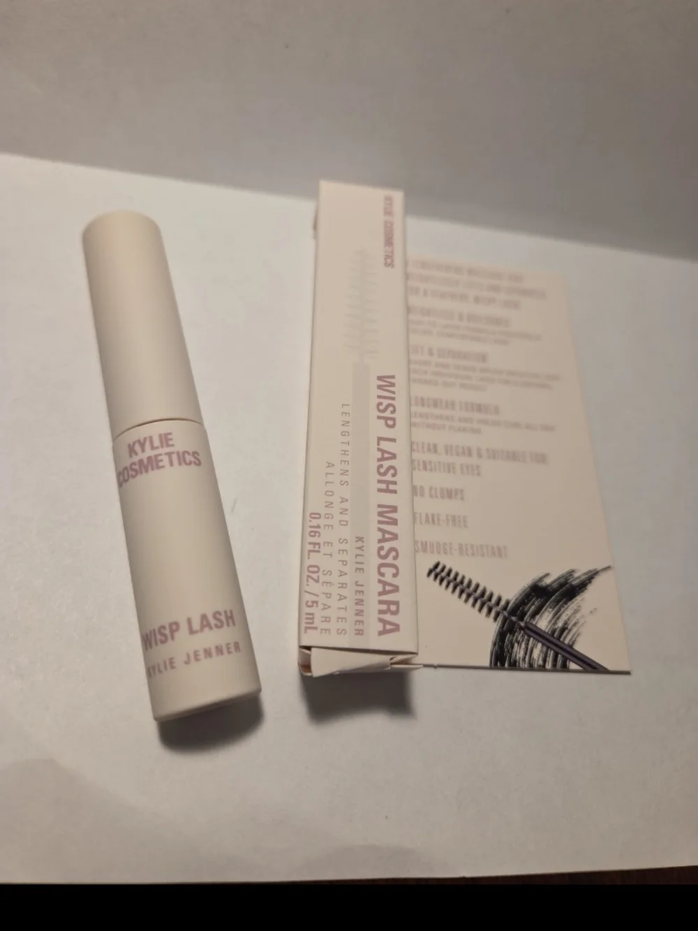 Duo Kylie Cosmetics Wisp Lash Mascara - Black
